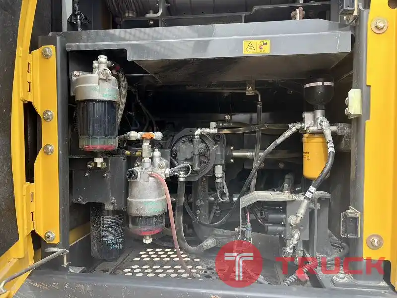 สต็อกรถขุด Sumitomo SH200รุ่น7 ปี2020 จากญี่ปุ่น โทร 080 6565422 หนิง