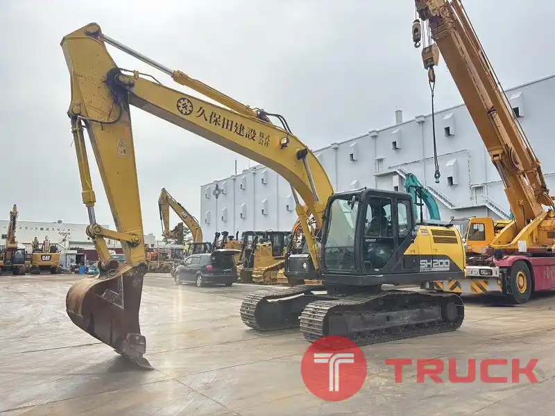 สต็อกรถขุด Sumitomo SH200รุ่น7 ปี2020 จากญี่ปุ่น โทร 080 6565422 หนิง