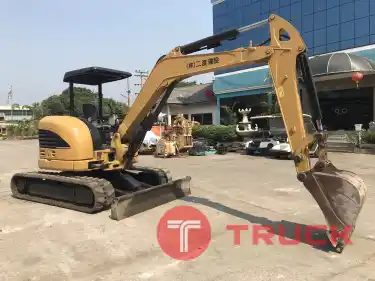 รถขุด CAT 305CCR ใช้งานมาน้อย สอบถามที่คุณครีม 0658844400