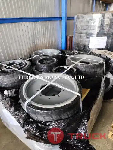 รวมล้อรถกระเช้า Boom lift . X lift . Personal lift