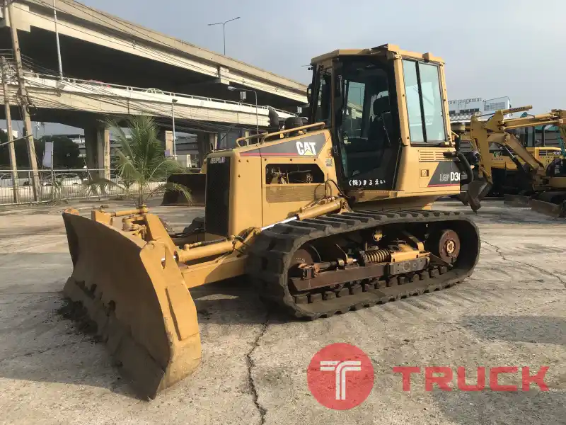 รถแทรคเตอร์ CAT D3G ใบมีด 6 ทิศทาง สอบถามที่คุณครีม 0658844400 รถแทรคเตอร์ CAT D3G ใบมีด 6 ทิศทาง สอบถามที่คุณครีม 0658844400