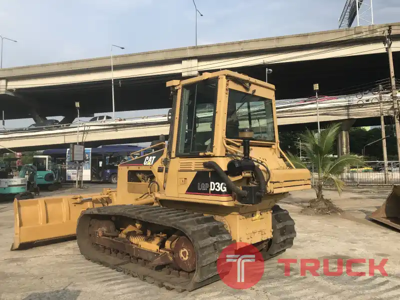 รถแทรคเตอร์ CAT D3G ใบมีด 6 ทิศทาง สอบถามที่คุณครีม 0658844400 รถแทรคเตอร์ CAT D3G ใบมีด 6 ทิศทาง สอบถามที่คุณครีม 0658844400