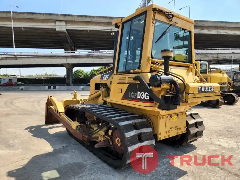 รถแทรคเตอร์ CAT D3G ใบมีด 6 ทิศทาง สอบถามที่คุณครีม 0658844400 รถแทรคเตอร์ CAT D3G ใบมีด 6 ทิศทาง สอบถามที่คุณครีม 0658844400
