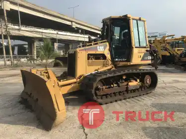 รถแทรคเตอร์ CAT D3G ใบมีด 6 ทิศทาง สอบถามที่คุณครีม 0658844400