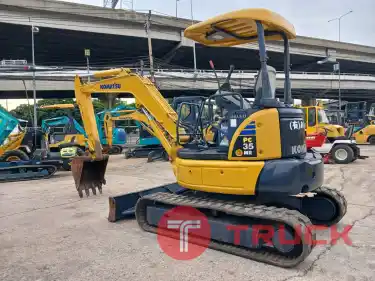 รถขุด KOMATSU PC35MR-2 ใช้งานมาน้อย สอบถามที่คุณครีม 0658844400