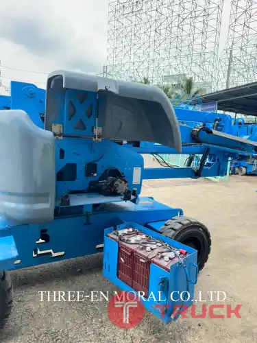 รถกระเช้า Boom Lift Genie Z45-25J