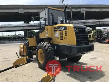 รถตัก KOMATSU WA100-7 ใช้งานมาน้อย สอบถามที่คุณครีม 0658844400
