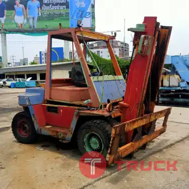 ขายรถโฟล์คลิฟท์ TOYOTA 5 ตัน ขายตามสภาพหรือแยกอะไหล่