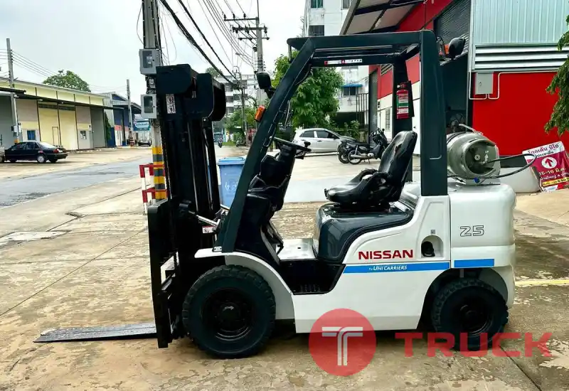 216 NISSAN PL02A25WU