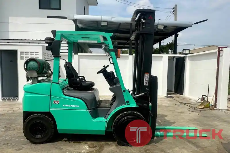 178 Mitsubishi FG30NT