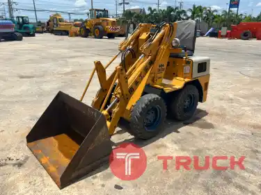 KOMATSU SK04 นำเข้าจากญี่ปุ่น สภาพพร้อมใช้งาน สนใจโทร. 089-0050007 คุณชญานิน หรือ Add LINE ID @sangenjp www.sangenjp.com www.nmc99.com