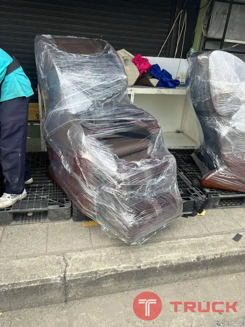 เก้าอี้นวดไฟฟ้า Welness Massage Chair YH-8800