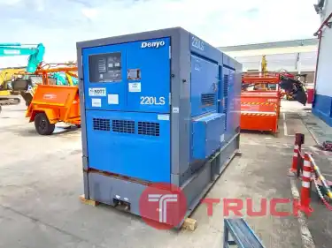 เครื่องปั่นไฟ 220KVA Denyo DCA220LSIB 210ชั่วโมง โทร 080 6565422 หนิง
