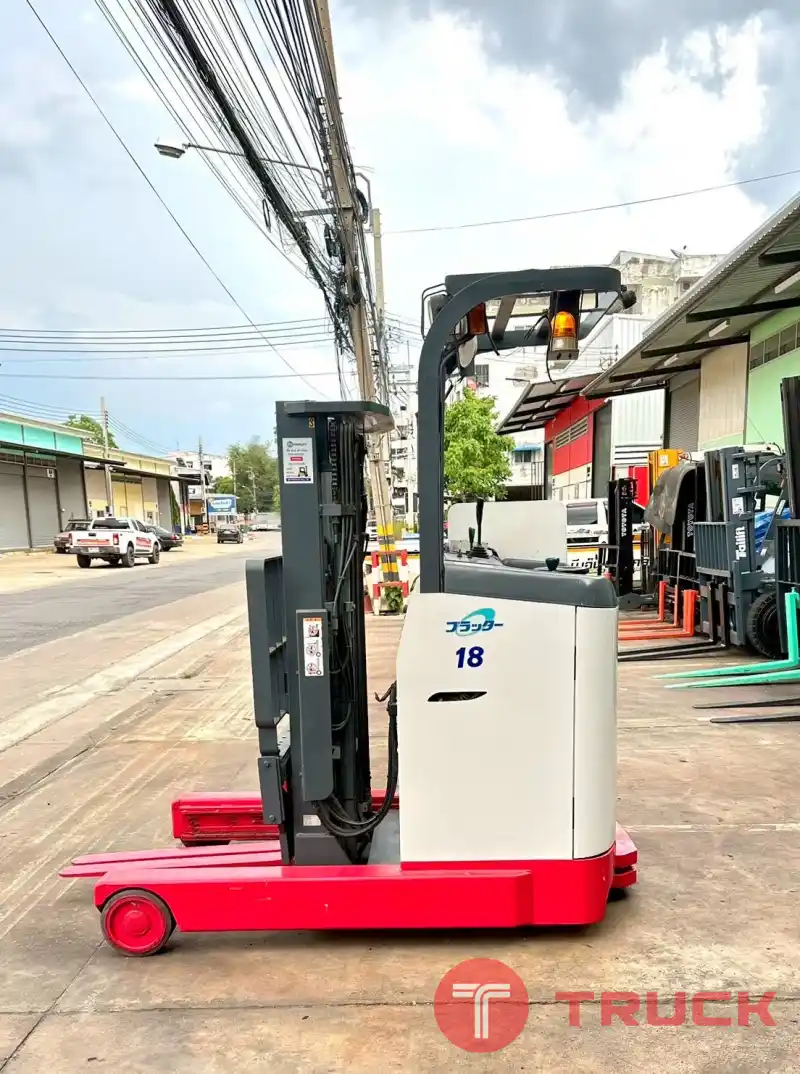 159 รถยกไฟฟ้ายืนขับ Nichiyu FBRW18-75B-400ms