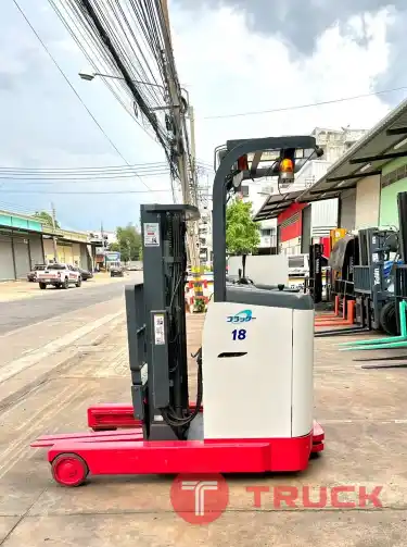 159 รถยกไฟฟ้ายืนขับ Nichiyu FBRW18-75B-400ms
