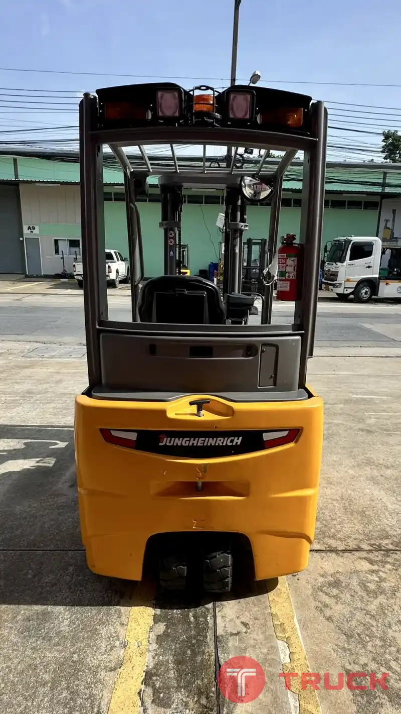 102 รถไฟฟ้านั่งขับ 3 ล้อ EFG220-300ZT