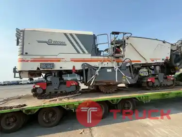 รถกัดถนนWirtgen W220
