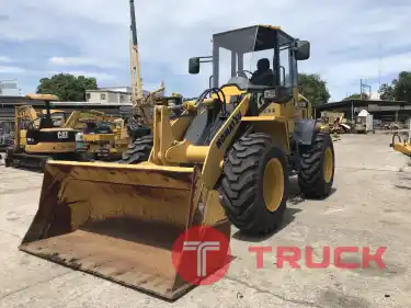 รถตัก KOMATSU WA100-7 ใช้งานมาน้อย สอบถามที่คุณครีม 0658844400