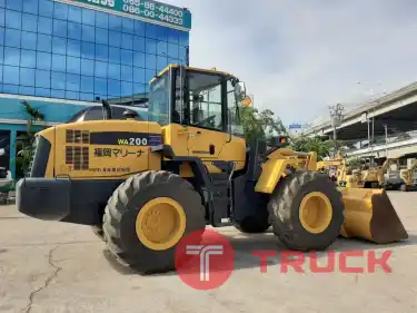 รถตัก KOMATSU WA200-6 พร้อมใช้งาน สอบถามที่คุณครีม 0658844400