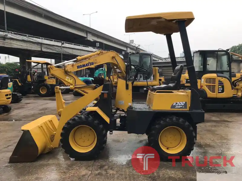 KOMATSU RA300 นำเข้าจากญี่ปุ่น สภาพพร้อมใช้งาน สนใจโทร. 089-0050007 คุณชญานิน หรือ Add LINE ID @sangenjp www.sangenjp.com www.nmc99.com