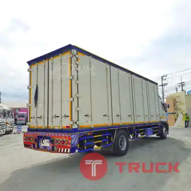 สด ลด VAT หกล้อตู้สิบบาน HINO FG 240 แรงม้า ปี 64 ไมล์น้อย