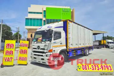 สด ลด VAT หกล้อตู้สิบบาน HINO FG 240 แรงม้า ปี 64 ไมล์น้อย