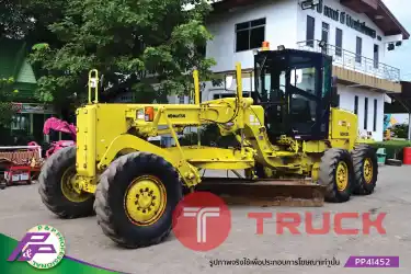 ขายรถเกรด ขนาดเทียบเท่า 140H KOMATSU GD605A-5E ห้องเก๋ง มี Scarifier ใบมีด 3.7 เมตร มือสองสภาพดี นำเข้าจากญี่ปุ่น โดย P&P Pro