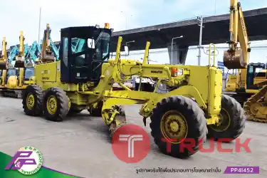 ขายรถเกรด ขนาดเทียบเท่า 140H KOMATSU GD605A-5E ห้องเก๋ง มี Scarifier ใบมีด 3.7 เมตร มือสองสภาพดี นำเข้าจากญี่ปุ่น โดย P&P Pro