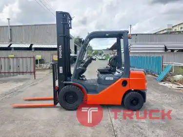 ขายรถโฟล์คลิฟท์มือสองญี่ปุ่น TOYOTA 8FD25V40