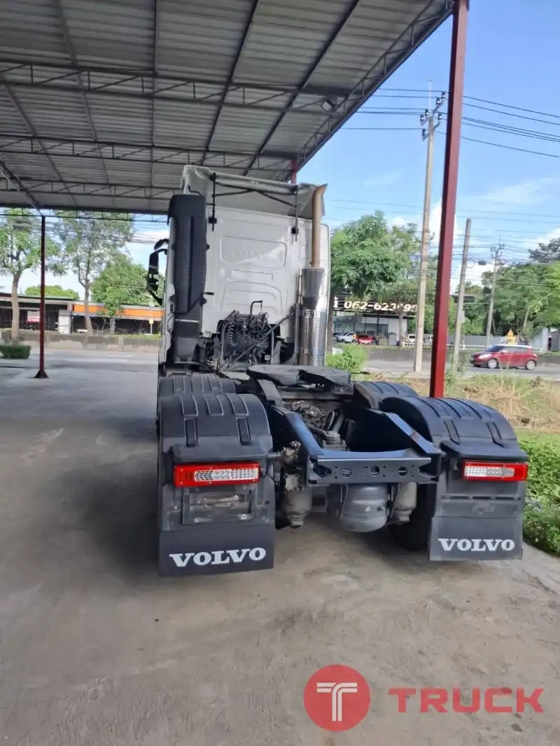 ขายหัวลากVOLVO ตัวท็อป เครื่อง440แรง ปี60 สนใจโทรสอบถาม 0986359769 รถสวยมาก เกียร์I-Shift ยกล้อหลังได้ครับ ขายหัวลากVOLVO ตัวท็อป เครื่อง440แรง ปี60 สนใจโทรสอบถาม 0986359769 รถสวยมาก เกียร์I-Shift ยกล้อหลังได้ครับ