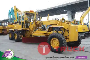 ขายรถเกรด ขนาดเทียบเท่า 160H MITSUBISHI SR320E ห้องเก๋ง ใบมีด 4.0 เมตร มือสองสภาพดี นำเข้าจากญี่ปุ่น โดย P&P Pro