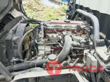 ขายหกล้อ Hino ปี 2015 ไมล์น้อย คอกสูง มีลิฟท์ท้าย 1.5 ตัน สภาพดี