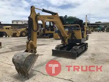 รถขุด YANMAR B12 ใช้งานมาน้อย สอบถามที่คุณครีม 0658844400