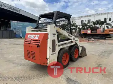 รถตัก TCM BOBCAT 533 ใช้งานง่าย สอบถามที่คุณครีม 0658844400