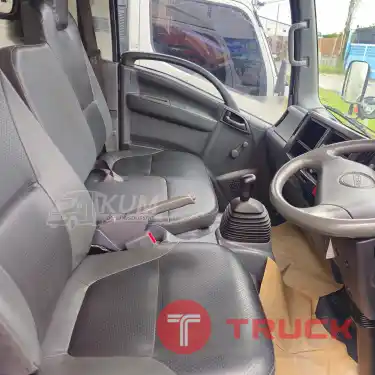 สด ลด VAT สี่ล้อตู้ ISUZU NLR 130 แรงม้า ปี 60 ราคาเบาๆ