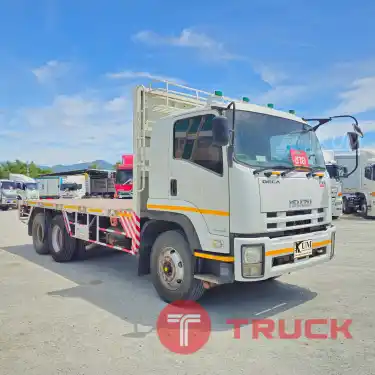 ผ่อน ลด ดอก ISUZU FVZ 300 แรงม้า ปี 57 รถบรรทุก 10ล้อ พื้นเรียบ