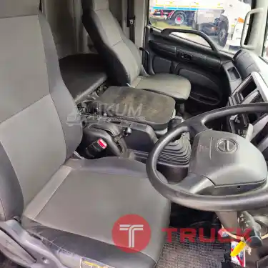 สด ลด VAT สิบล้อตู้สิบบาน HINO FL 260 แรงม้า ปี 65 ตู้กว้างนิยม
