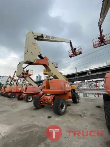 ขายรถกระเช้า JLG บูมข้อศอก 800AJ สูง 24.46 เมตรมือสอง