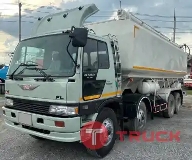 12 ล้อ 1 เพลา รถเบ้าบรรทุกอาหารสัตว์