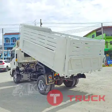 สด ลด VAT หกล้อดั้มพ์ ISUZU FRR 210 แรงม้า ปี 64