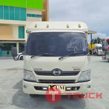 รถสองแถว หกล้อโดยสาร HINO XZU 150 แรง ปี 66