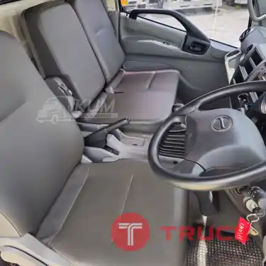 รถสองแถว หกล้อโดยสาร HINO XZU 150 แรง ปี 66