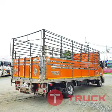หกล้อคอก ISUZU FRR 210 แรง ปี 63