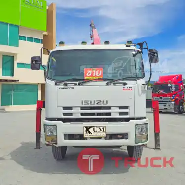 หกล้อเครน ISUZU FTR 240 แรง ปี 57 เครน unoc 5.5 ตัน