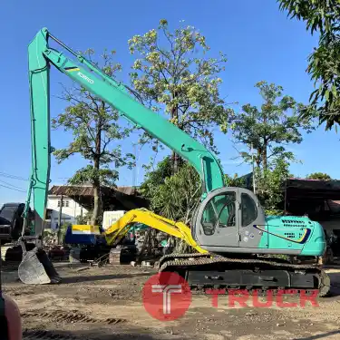 รถขุดบูมยาว KOBELCO SK200-5 SUPER มาร์คไฟว์