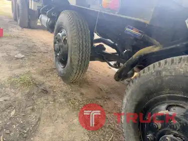 รถ 12 ล้อ ท้ายลาด