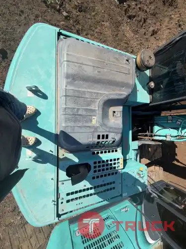 KOBELCO SK200-10 ปี 2565 ชั่วโมงบิน 6000