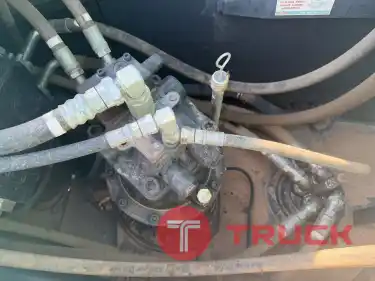 KOBELCO SK200-10 ปี 2565 ชั่วโมงบิน 6000