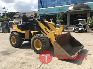 รถตัก TCM 808 พร้อมใช้งาน สอบถามที่คุณครีม 0658844400