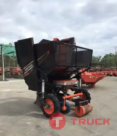 มาใหม่ เครื่องปลูกอ้อยแบบท่อน ตราช้าง SBP 100 มือสอง ใส่รถรุ่น M95 ถึง M108 เครื่องลำเลียงท่อนพันธุ์ LD100 LD100 ฟรีดาวน์ ผ่อน 2,375 ผ่อน 2 ปี SBP ดาวน์ 50,000 ผ่อน 2,375 ผ่อน 2 ปี สนใจโทรสอบถาม 065-2401438 น้องเอิญ เข้ามาเลือกดูที่ร้านได้จ้า